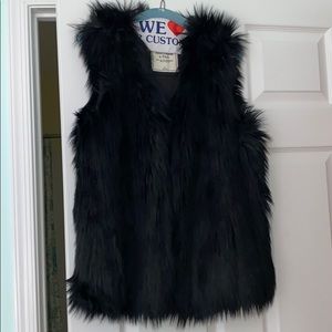 Fur vest